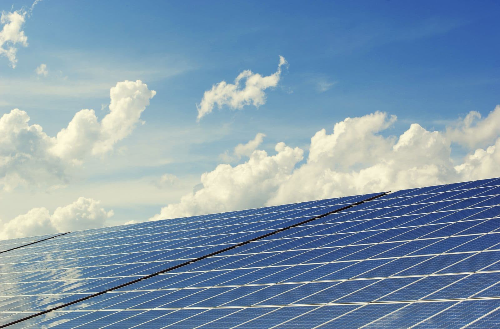 Instalace fotovoltaické elektrárny na střeše